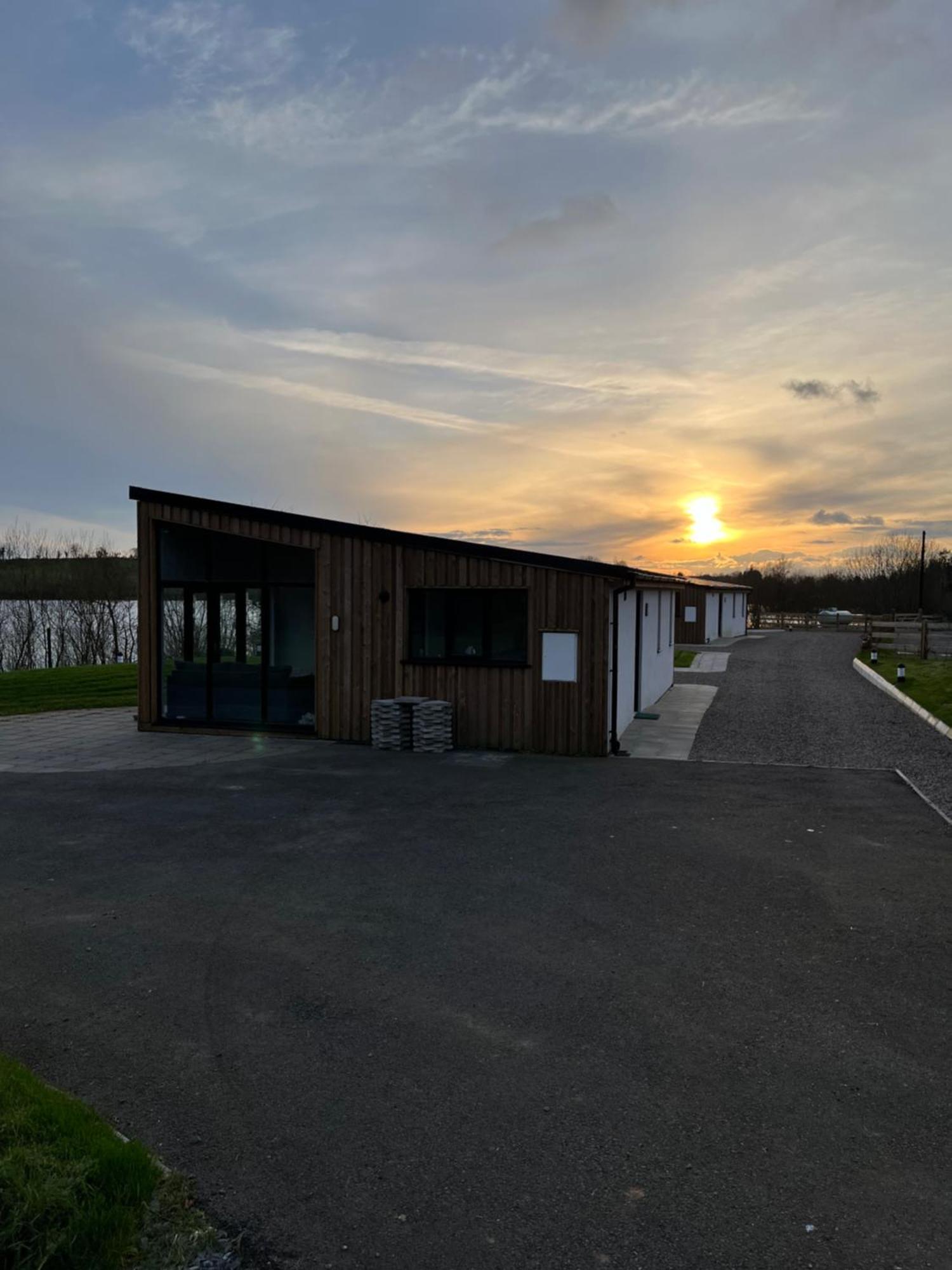 Killyfole Lakeside Lodges Corranny Exterior foto
